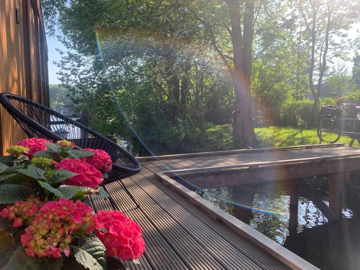 Beautiful Amstel Houseboat Apartment Amsterdam Exterior photo