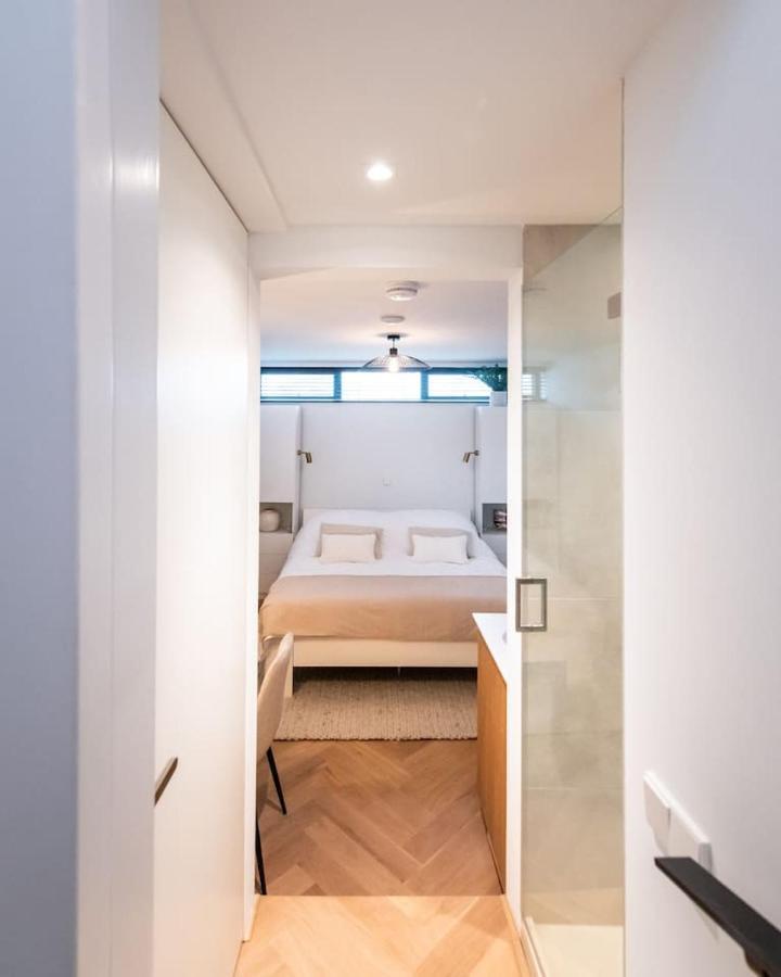 Beautiful Amstel Houseboat Apartment Amsterdam Exterior photo